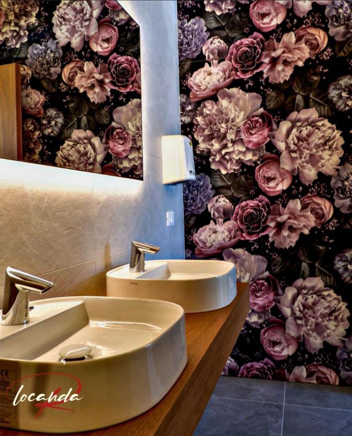 Hotel Locanda Rossa Romans di Varmo Esterno foto