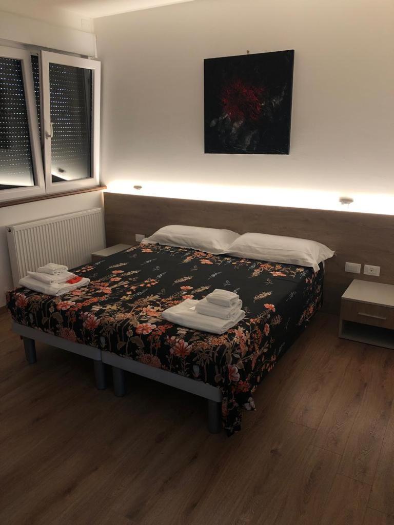Hotel Locanda Rossa Romans di Varmo Esterno foto